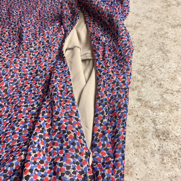 NWT DKNY Red/Blue/Black Patterned Dress Size 6 - Picture 10 of 10